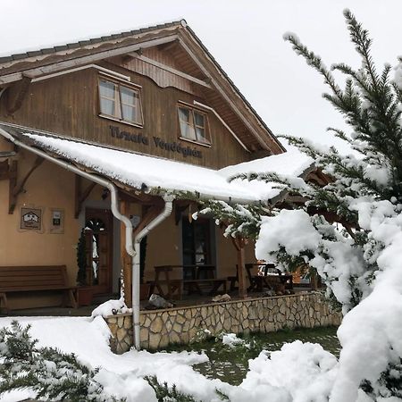 Tiszafa Vendeghaz Szentgal Hotel Buitenkant foto
